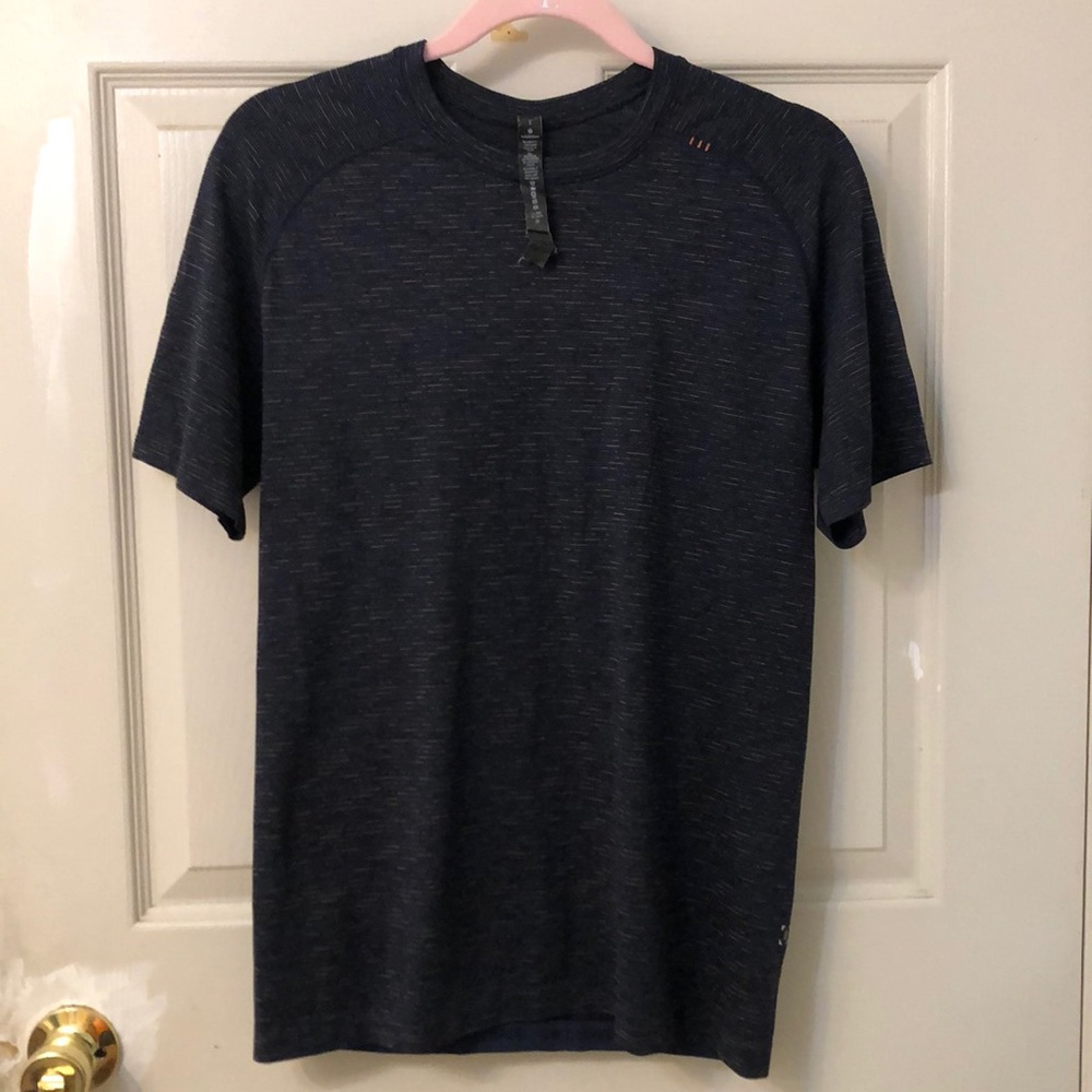 Men’s Lululemon Vent Tech tshirt 1.0